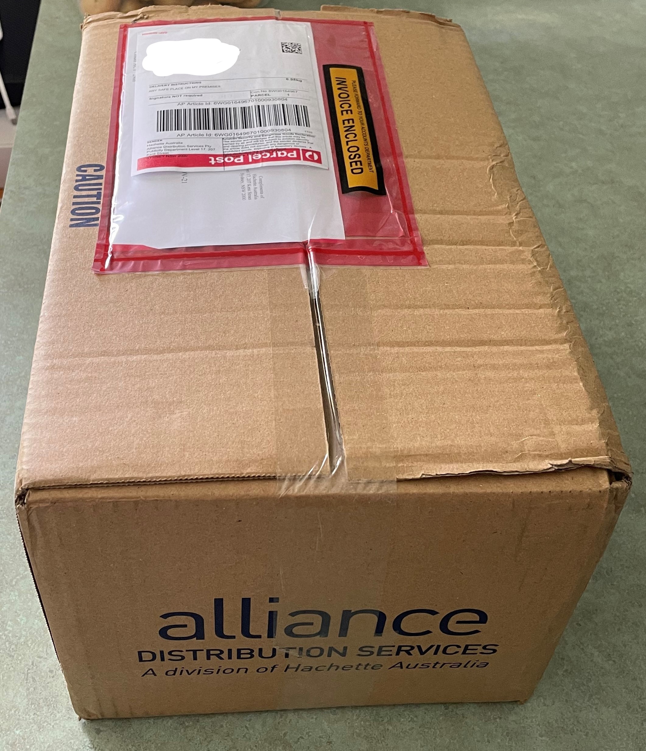 InkedParcel Shot 1_LI